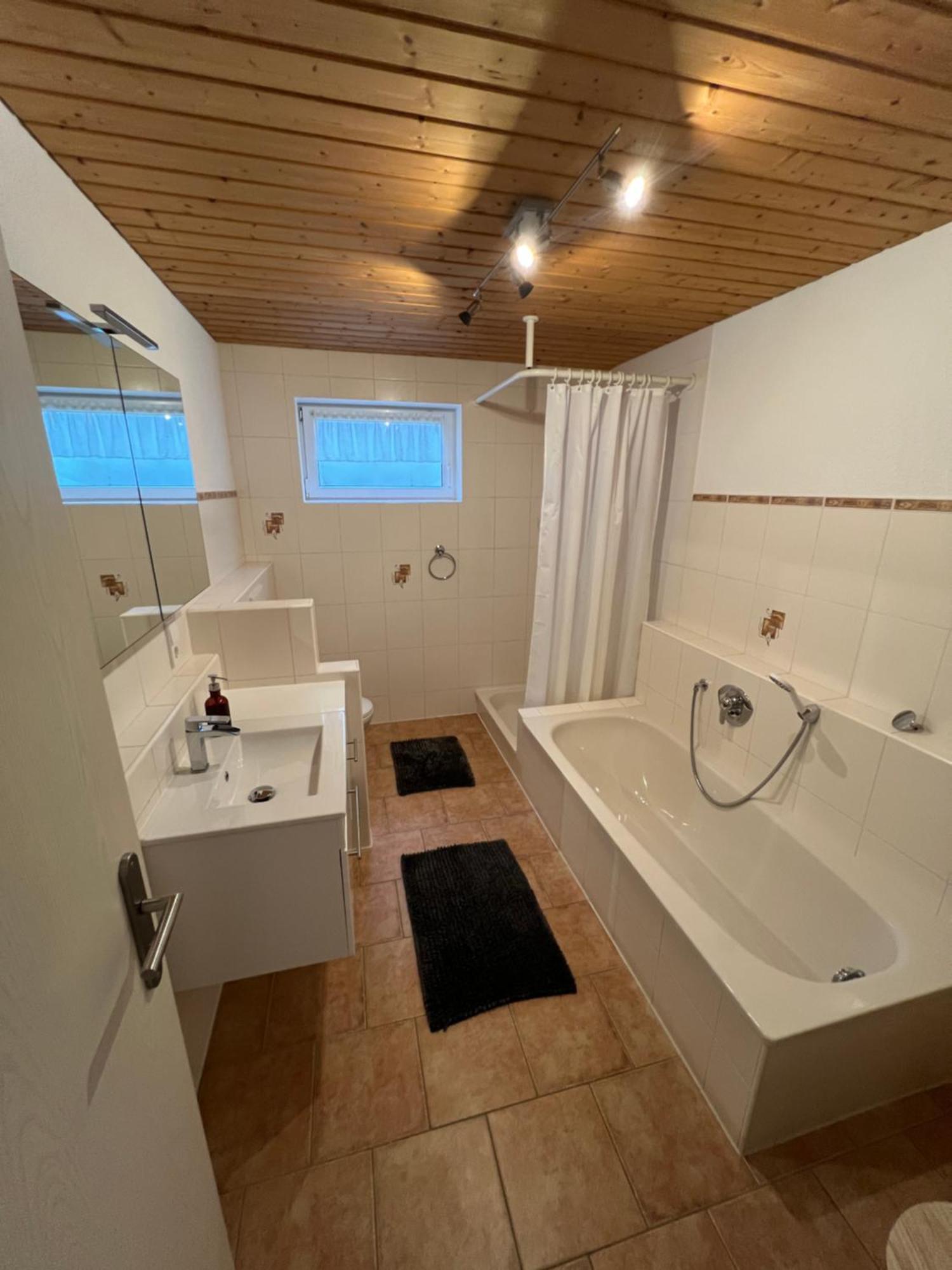 Niedereschach Gemuetliche Ferienwohnung Im Herzen Des Schwarzwaldes מראה חיצוני תמונה